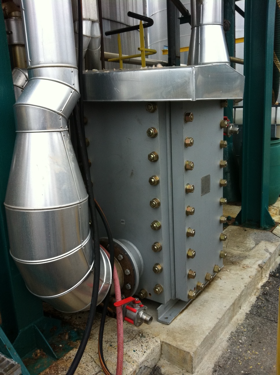 Vitherm Asia WeldPack installed in an industrial process plant